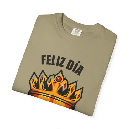 Feliz Día Papá T-Shirt - Unisex Garment-Dyed Tee for Father’s Day